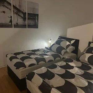 Am Knoops Park Apartment BRE