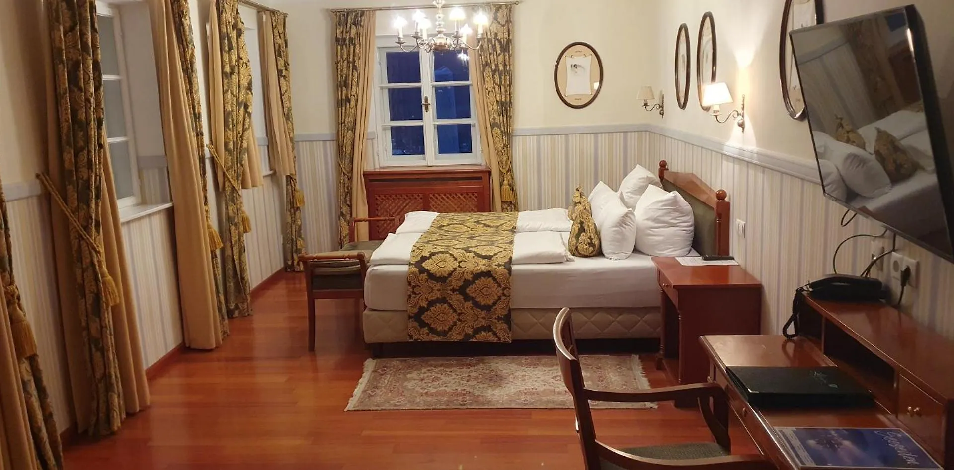 Hotel Leeberghof 테게른제